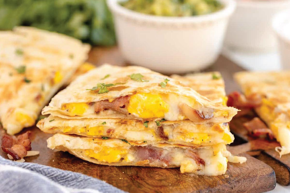 photo with quesadillas with scrambled eggs